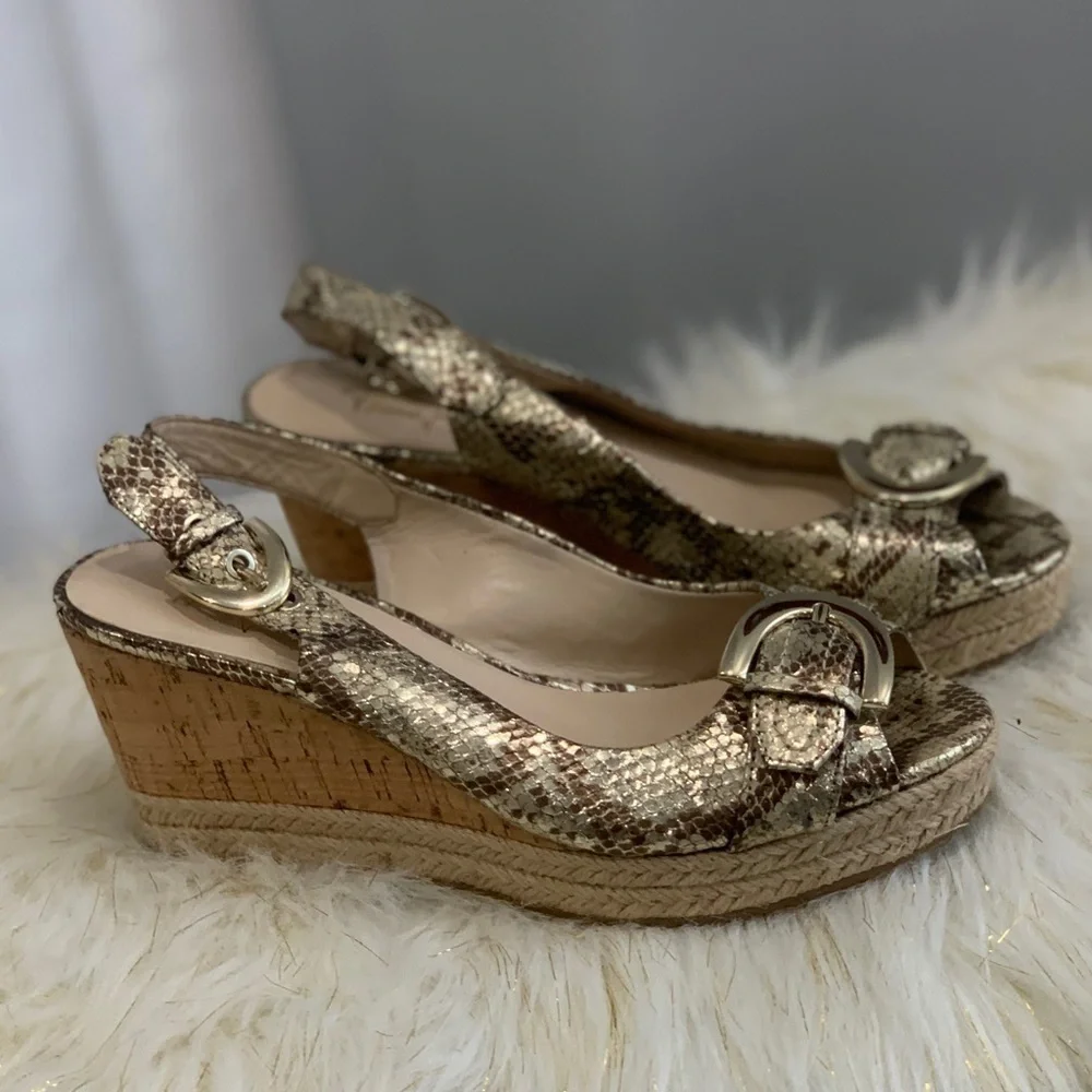 Franco Sarto the Kendra gold tone sandals 6.5M